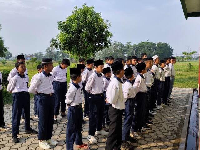 Apel Pagi
